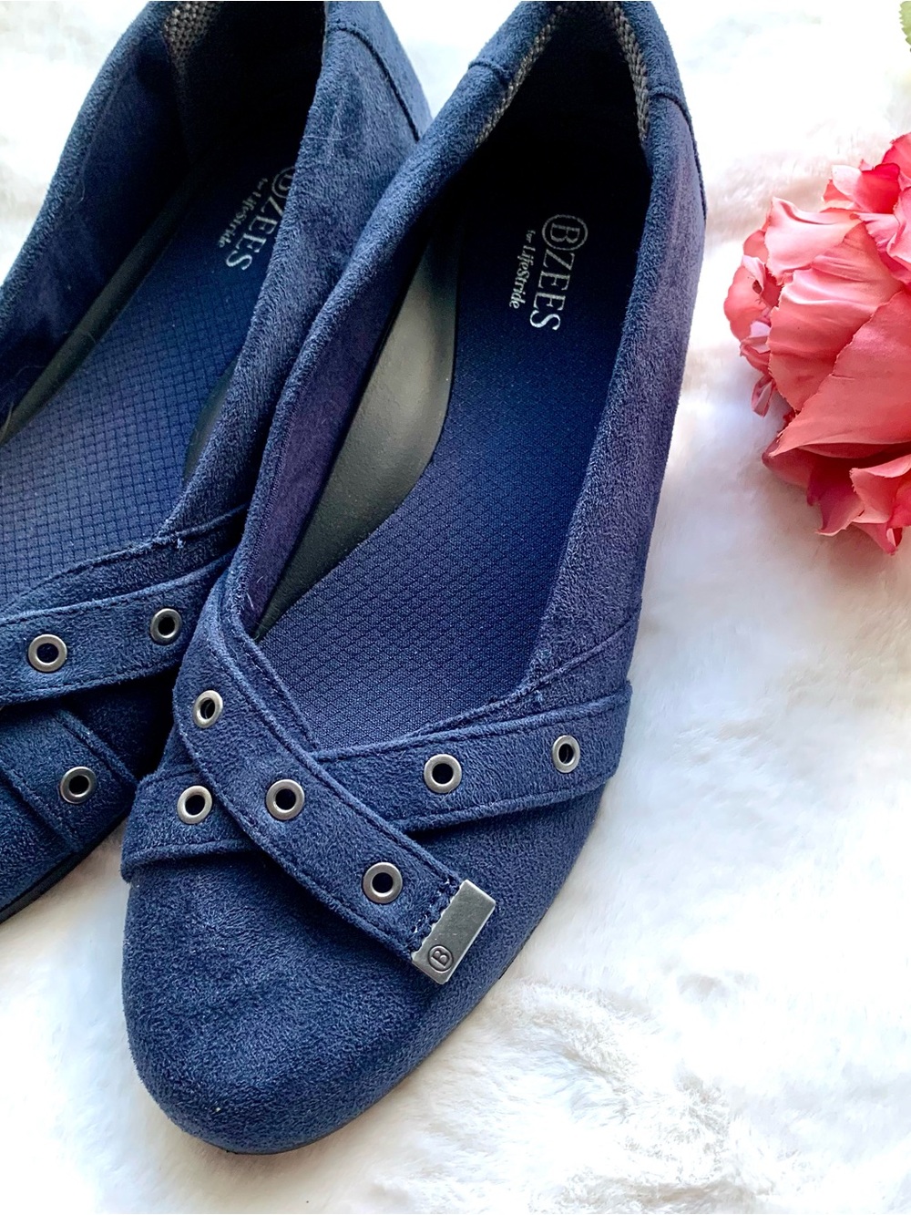 Bzees for LifeStride - Navy Blue Slip-On Suede Flats - Size 8W